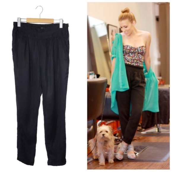 WILFRED Aritzia Pants Casbah High Rise Tapered Leg Model Casual Trousers - Picture 8 of 8